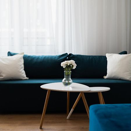 Nice Apartment - Near Sky Tower - Private Parking Вроцлав Экстерьер фото